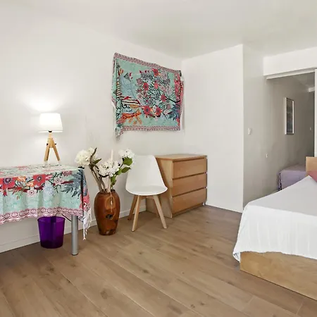 - La Colline Villa Saint-Raphaël