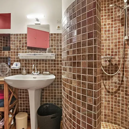 - La Colline Вилла Сен-Рафаэль