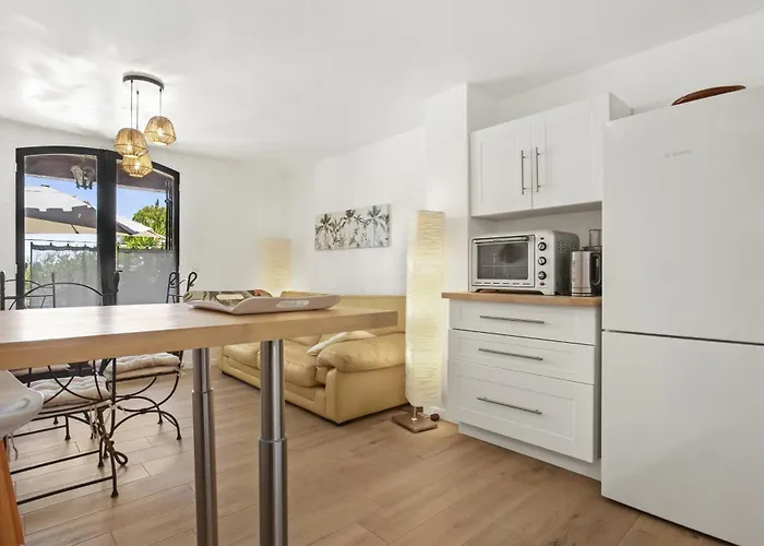 וילה - La Colline